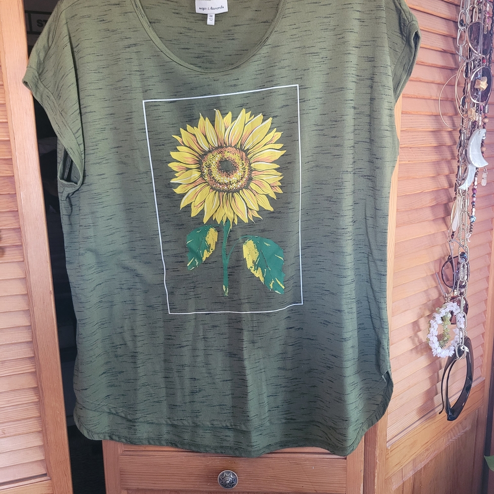 Sunflower Print Olive Muscle Tee